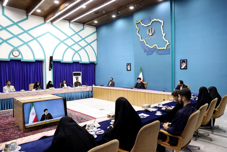 وقایع غزه تابلویی روشن از شرارت کشورهای استعماری علیه حقوق انسان‌ها و ملت‌ها است/ تاکید بر استفاده از ظرفیت‌ نوجوانان در دیپلماسی عمومی برای تبیین پیشرفت‌های کشور در منطقه و کشورهای همسو/ «شورای عالی جوانان» به «شورای عالی جوانان و نوجوانان» تبدیل شود
