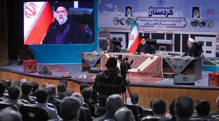 شکست رژیم صهیونیستی در عملیات طوفان الاقصی با جنایت جبران نمی‌شود/ فرهنگ اصیل مردم کردستان این استان را در برابر هجوم بیگانگان و تجزیه‌طلبان مقاوم کرده است/ تأکید بر بهره‌گیری شایسته از ظرفیت‌های اقتصادی کردستان در بخش‌های مختلف