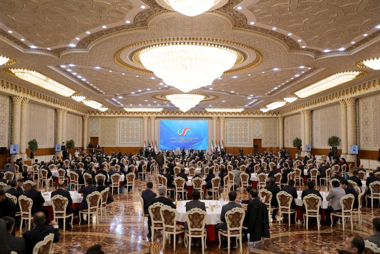 دکتر رئیسی: شناخت توانمندی‌ها و تولیدات ایران و تاجیکستان زمینه عملیاتی شدن توافقات فیمابین است/ فعالان اقتصادی دو کشور برای تحقق توافقات تلاش کنند/ امامعلی رحمان: ایران یکی از اولویت‌های اصلی تاجیکستان برای توسعه همکاری‌های اقتصادی است
