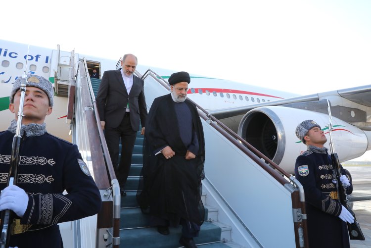دکتر رئیسی وارد تاشکند شد

