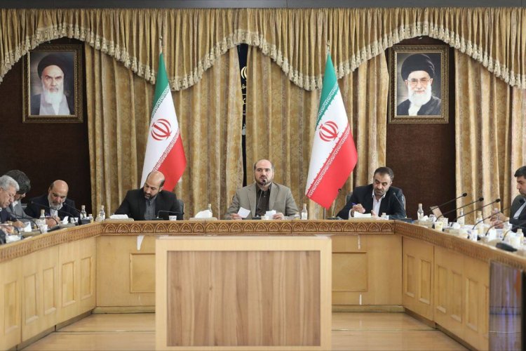 برگزاری نشست با 70 بنگاه اقتصادی در آستانه سفر دوم دولت مردمی به چهارمحال و بختیاری
