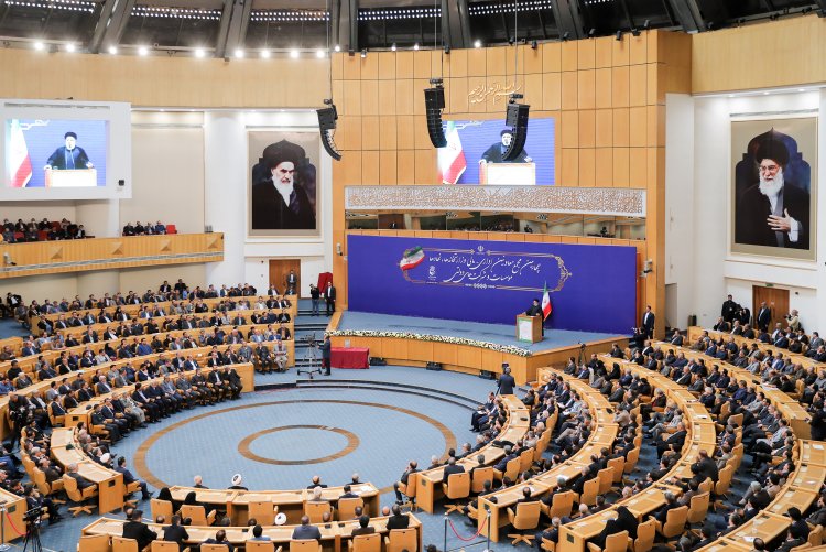 مدیران نظارت دیوان محاسبات را نه مانع و مزاحم که یک نعمت تلقی کنند/ ایجاد انضباط اداری به اندازه ایجاد انضباط مالی اهمیت دارد/ همه کسانی که به نام دولت حقوق می‌گیرند باید تحت ضوابط یکسان باشند
