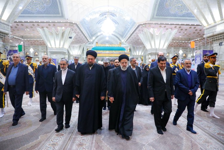  تجدید میثاق رئیس جمهور و اعضای هیئت دولت با آرمان‌های بنیانگذار کبیر انقلاب اسلامی
