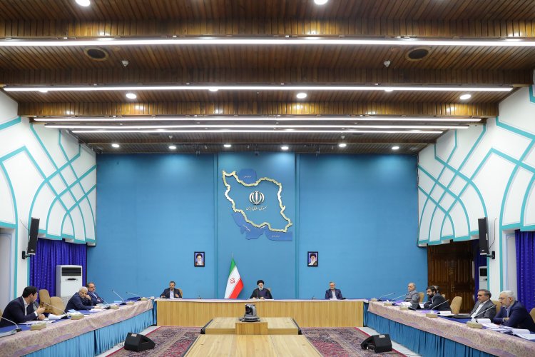 تصویب چارچوب کلی واگذاری سهام عدالت به مشمولان جدید/ رفع موانع و تسهیل واگذاری بنگاه‌های دولتی به بخش خصوصی و تعاونی
