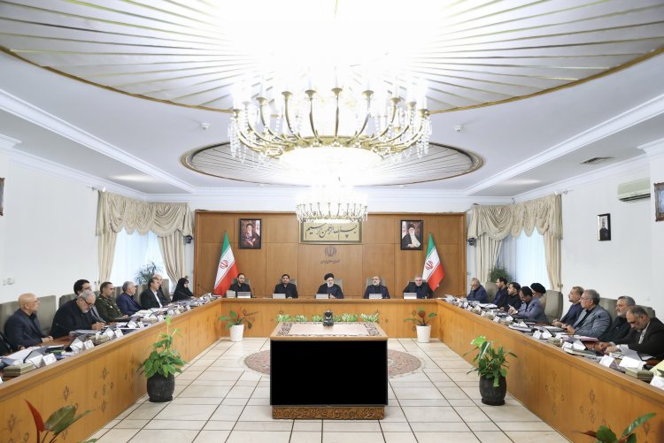 دکتر رئیسی: عاملین و حامیان جنایت اخیر رژیم صهیونیستی به دست مجاهدان اسلام مجازات خواهند شد/ ضرورت تدوین برنامه‌ای جامع برای جهش تولید با مشارکت مردم از سوی دستگاه‌های اجرایی/ گزارش وزیر ارشاد از برگزاری موفق نمایشگاه قرآن کریم