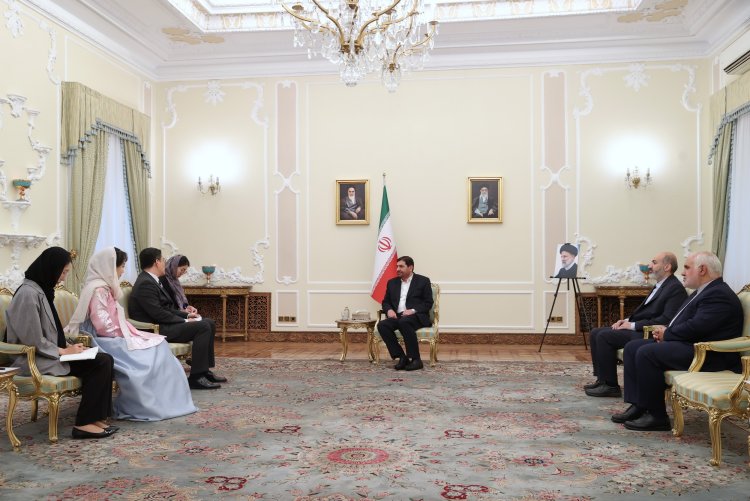 دکتر مخبر: آزادسازی منابع ارزی ایران در کره جنوبی بستر مناسبی برای بازسازی روابط فیمابین است/ سفیر کره جنوبی: روابط دو کشور بر اساس اعتماد عمیق و دوستی دیرینه بنا شده است
