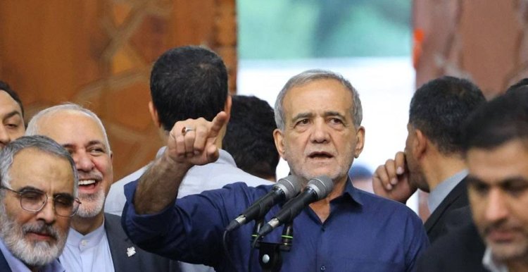 سپاسگزار همه مردم در خلق این امید و این رای معنادار به تحول و اصلاح هستم/ قدردانی از وسعت نظر و گره‌گشایی مقام معظم رهبری/ رقابت به پایان رسید و زمان رفاقت برای ایران آمد/ به همه آنان که در انتخابات نیامدند هم می‌گویم موعد دیدن شما و حرف‌های شماست