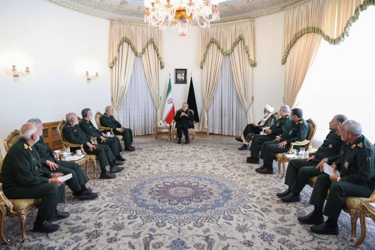 دیدار فرماندهان ارشد سپاه پاسداران انقلاب اسلامی با دکتر پزشکیان