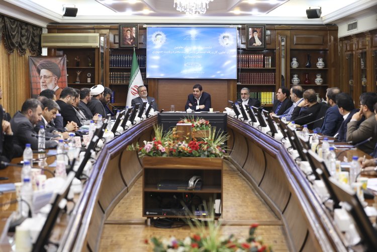 قدردانی از عملکرد وزارت تعاون در ایجاد تحول و خروج این وزارتخانه از بحران‌های متعدد/ عملکرد وزارت تعاون نقش مهمی در ایجاد رضایت‌مندی مردم دارد/ تلفیق مدیریت و معنویت از ویژگی‌های برجسته شخصیتی رئیس جمهور شهید بود
