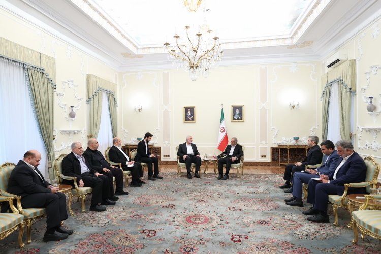 دکتر پزشکیان: یقین داریم مقاومت جانانه مردم و مجاهدان فلسطینی به پیروزی نهایی و آزادی سرزمین فلسطین ختم می‌شود/ هنیه: تداوم و تقویت حمایت امت اسلامی از ادامه مقاومت ارکان رژیم صهیونیستی را به لرزه انداخته است