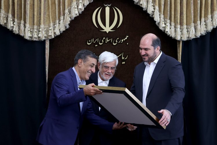 آیین تودیع و معارفه معاون اجرایی و سرپرست نهاد ریاست جمهوری برگزار شد
