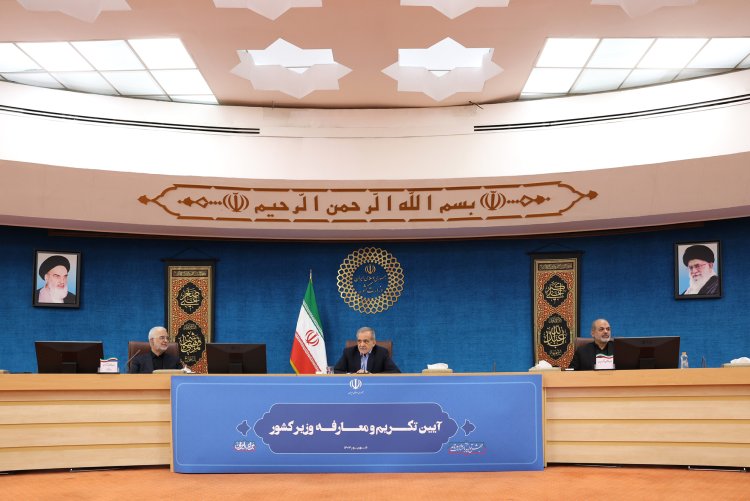 استان‌ها باید نقشه راه داشته باشند تا میزان پیشرفت آنها قابل ارزیابی باشد/ اگر صرفا تعدادی مدیر عوض شوند و همان مسیر گذشته را در اجرا ادامه دهیم، به اهداف چشم‌انداز نمی‌رسیم/ ایجاد ثبات در رویه‌ها و قوانین از نشانه‌های حکمرانی صحیح است