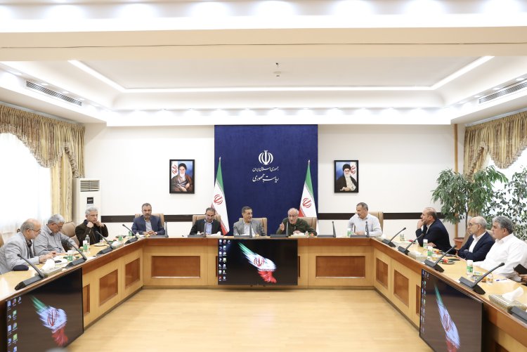 دولت چهاردهم، با نگاه به حفظ امنیت و وفاق ملی در کشور، باید همه اقوام را مورد حمایت خود قرار دهد