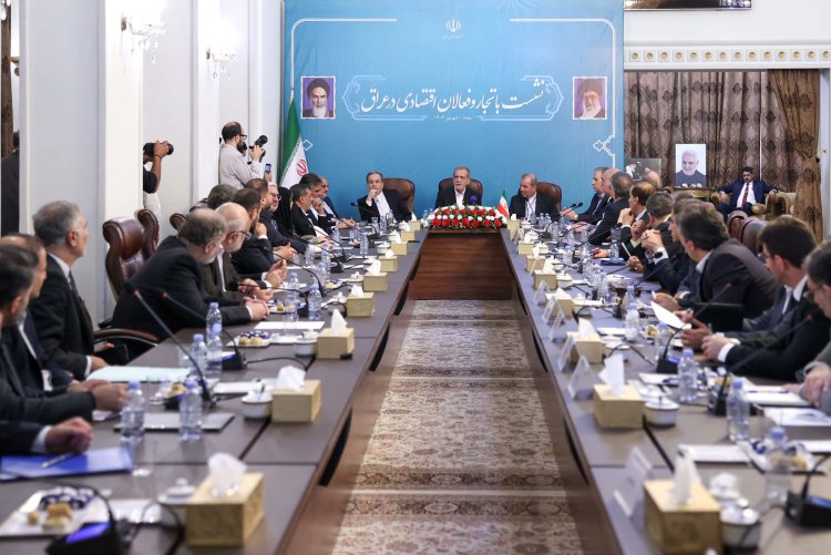 توافق مقامات عالی ایران و عراق برای تدوین برنامه راهبردی جامع بلندمدت توسعه روابط/ رابطه متقابل ارتقای امنیت و رونق اقتصادی