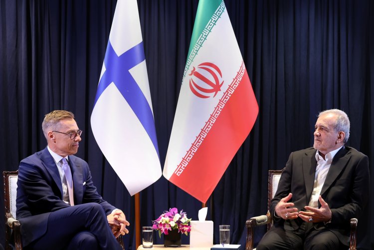 دکتر پزشکیان: کشتار 40 هزار انسان بی‌گناه در غزه و حمله به لبنان فاجعه‌ای است که باید هر چه زودتر خاتمه یابد/ رئیس جمهور فنلاند: حمایت مالی و تسلیحاتی از اسرائیل را مرود و اشتباه می‌دانیم