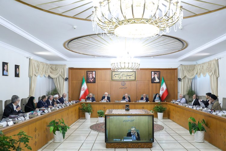 برگزاری دومین جلسه بررسی لایحه بودجه سال 1404 کل کشور
