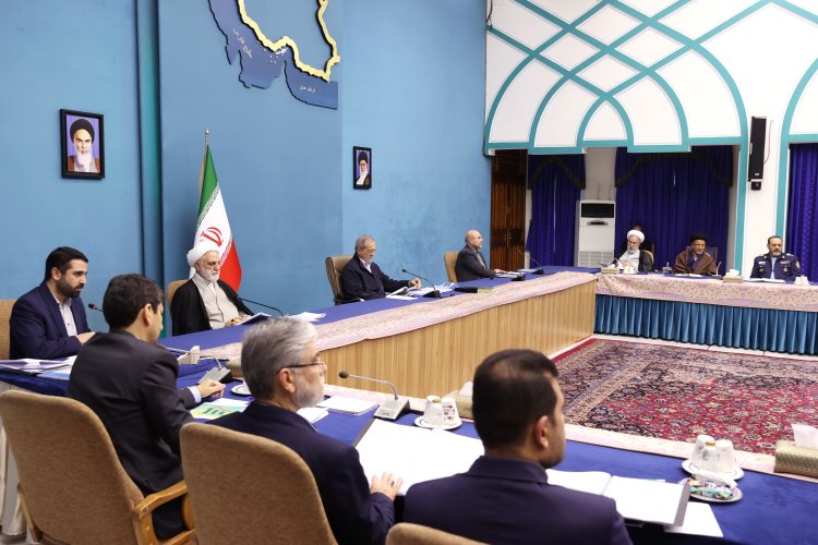 ادامه فیلترینگ با توجه به ایجاد نارضایتی برای مردم قابل قبول نیست/ دستور تشکیل کارگروه بررسی ابعاد مختلف رفع فیلترینگ و ارائه نتیجه نهایی به جلسه آتی شورا برای تصمیم‌گیری
