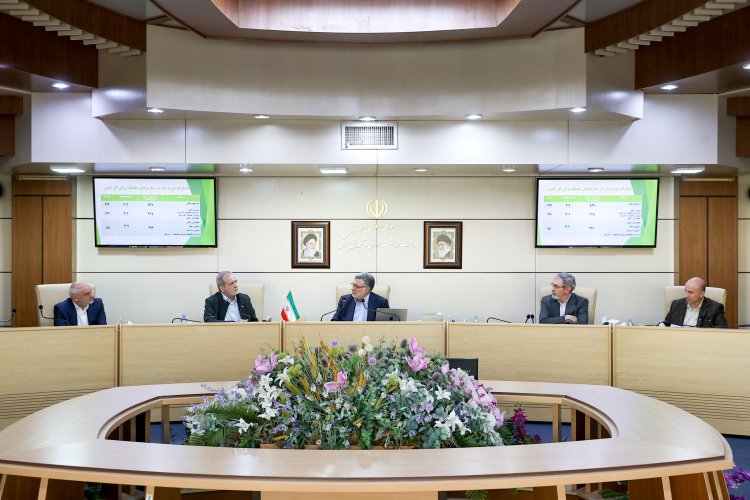 حضور سرزده دکتر پزشکیان در وزارت بهداشت، درمان و آموزش پزشکی
