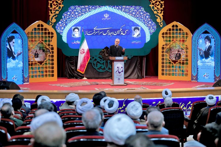 نماز زمانی اقامه می‌شود که مدیران متعهد به حقوق مردم باشند
