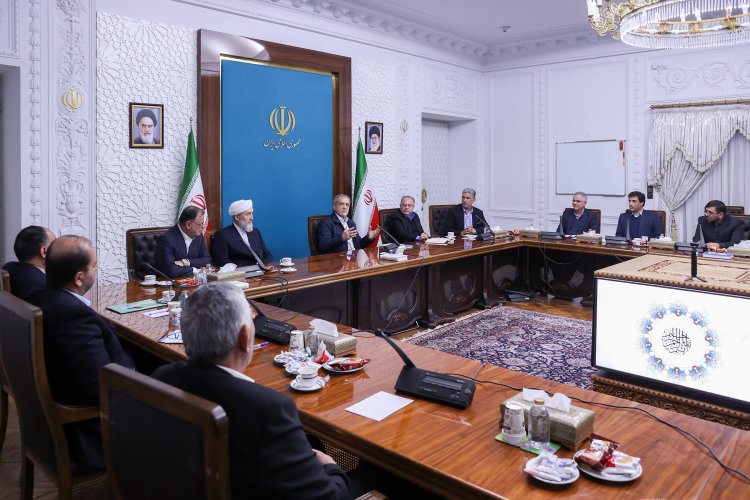 با وجود همه مشکلات تلاش داریم کسری‌ها را جبران کنیم و به امید خدا موفق خواهیم شد

