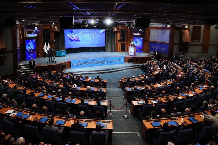 سعادت نه در خواندن آیات و روایات، بلکه در عمل کردن به آنهاست/ آموزش و پرورش کشوری با قدمت ایران باید الگویی در عرصه تعلیم و تربیت باشد
