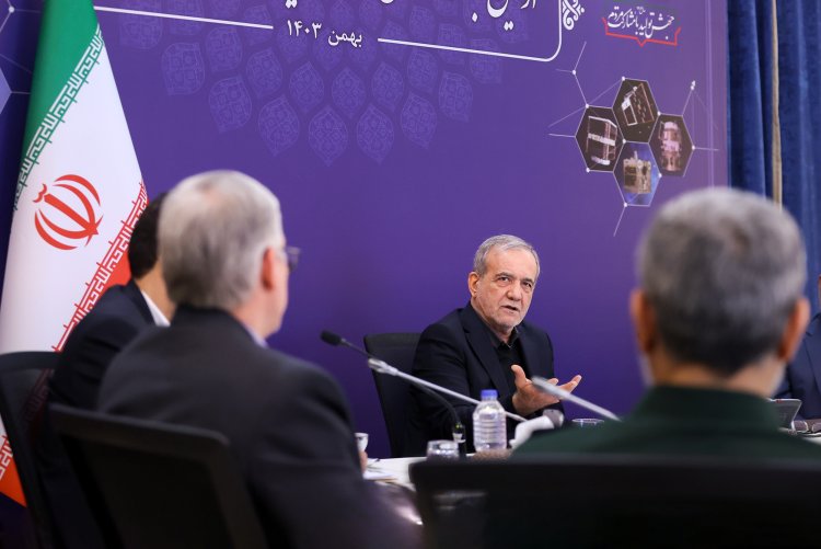 هدایت تولیدات صنعت فضایی به سمت حل چالش‌های کشور موجب خدمت‌رسانی مدرن به مردم و حفظ نخبگان این حوزه خواهد شد