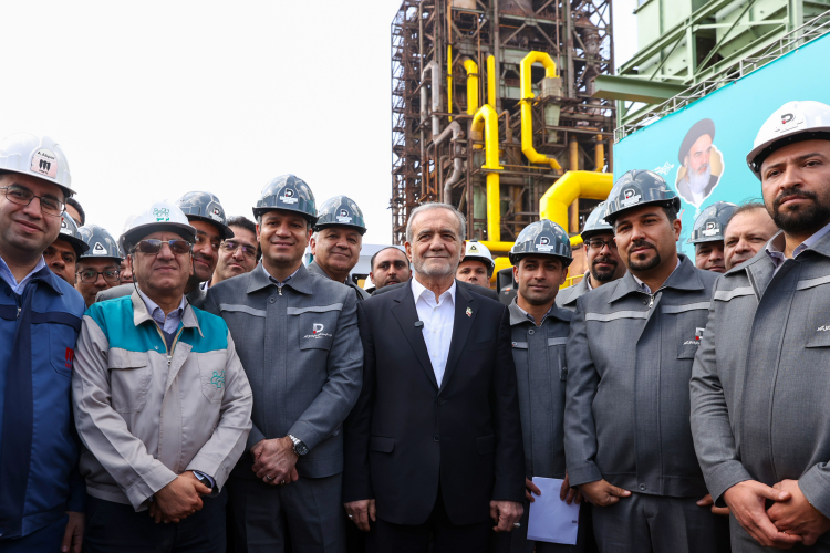 دکتر پزشکیان کارخانه احیا مستقیم مگامدول طوبی را افتتاح کرد