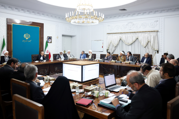 بررسی موضوع حکمرانی آموزش و پرورش با توجه به تحولات شتابان عرصه فناوری
