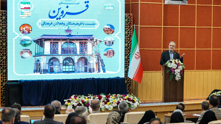 بسیاری از اختلافات ما به جای رقابت بر سر خدمت، بر سر جایگاه و صندلی است
