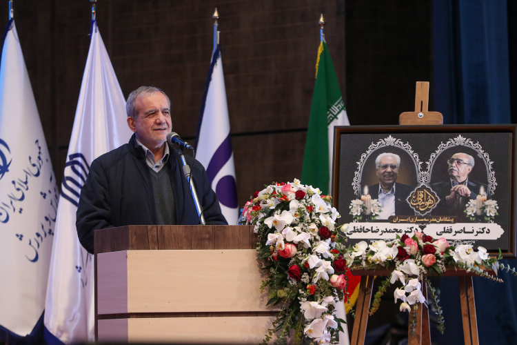 به دنبال ایجاد تغییر و تحول در رفتار آموزشی، شیوه انتقال مفاهیم و آموزش آگاهانه هستیم