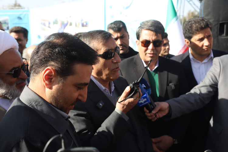 آغاز عملیات اجرایی هنرستان فنی‌وحرفه‌ای در استان کرمان با حضور معاون اجرایی رئیس‌جمهور