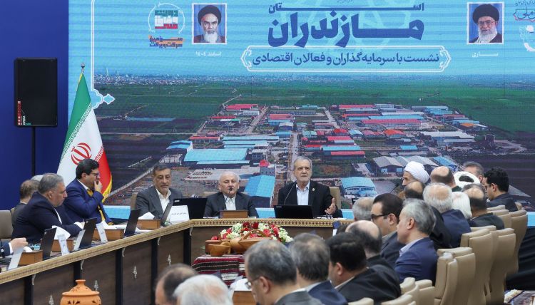 اقتصاد کشور با تلاش تولیدکنندگان و فعالان بازار شکل می‌گیرد /مسیر ارتباطی شمال به آسیای میانه و روسیه، شریان راهبردی اقتصاد کشور است/دولت مانع‌زدایی از مسیر فعالان اقتصادی را دنبال می‌کند
