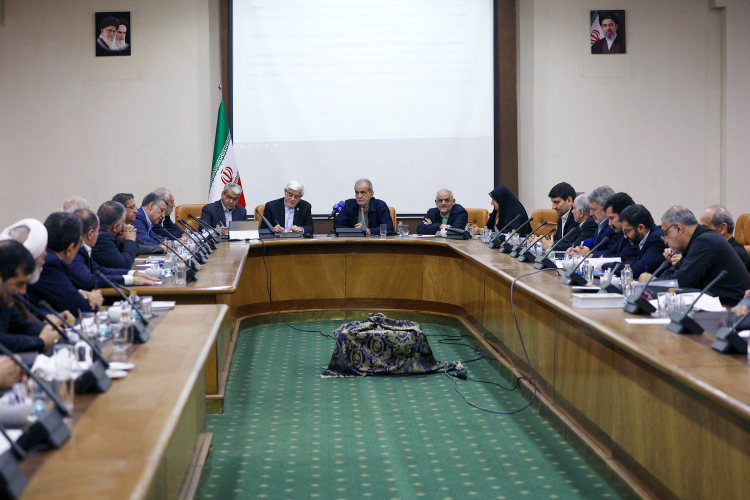 اقدامات و تلاش‌های دولت برای مدیریت کشور در شرایط جنگ و پساجنگ/ تأکید بر تقویت تاب‌آوری ملی و مشارکت عمومی در تداوم اداره کشور
