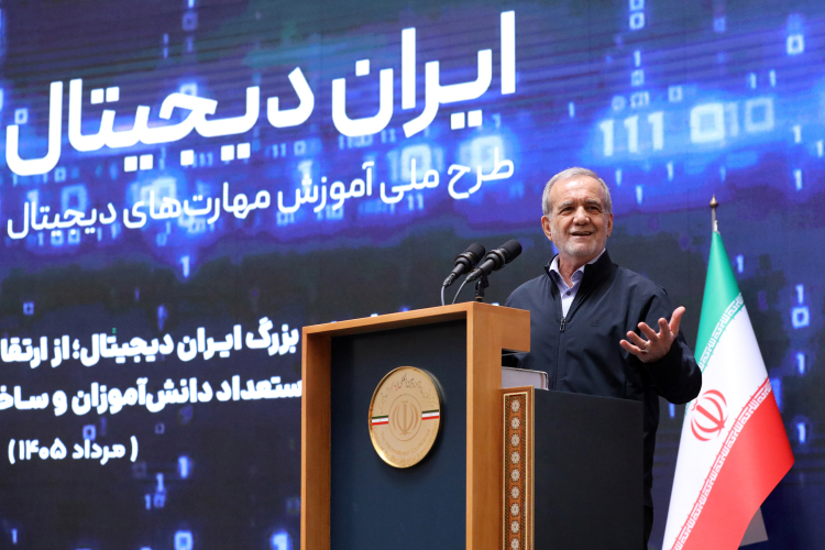 دانش‌آموزان ما با باور و ایمان می توانند ایران را به سوی عزت و پیشرفت هدایت کنند