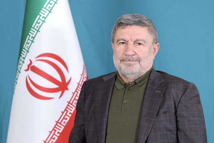 اگر قرار باشد لقبی به پزشکیان بدهیم، «رئیس‌جمهور دوران جنگ» است/ پزشکیان با صداقت، سلامت و شنیدن صدای مردم پایه‌های اعتماد را ساخت و در عمل به سمت تحقق شعار «ایران برای همه ایرانیان» رفت/ افزایش اختیارات استانداران از معجزات دوران جنگ بود