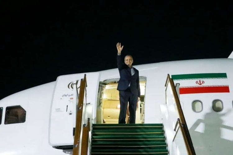 دکتر پزشکیان بیشکک را به مقصد تهران ترک کرد