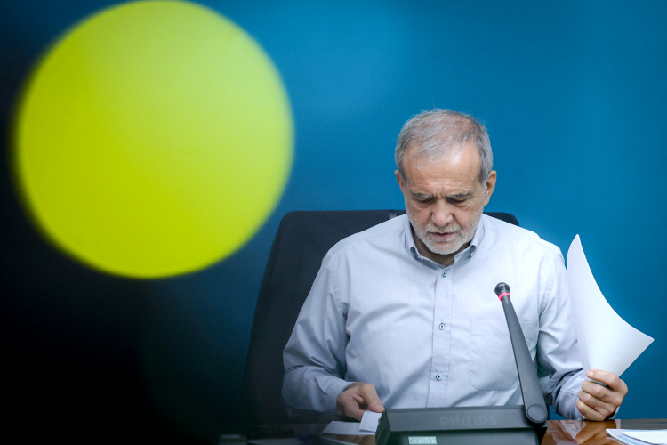 نشست هیئت اندیشه‌ورز بسیج جامعه پزشکی