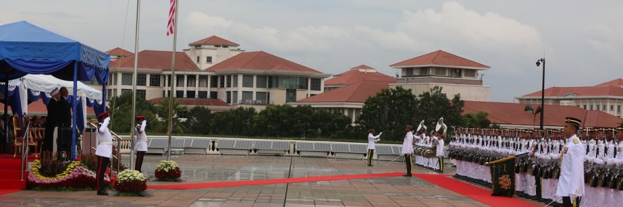 استقبال رسمی ازسوی نخست وزیر مالزی