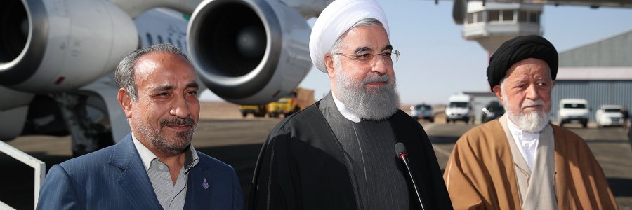 دکتر روحانی در فرودگاه سمنان