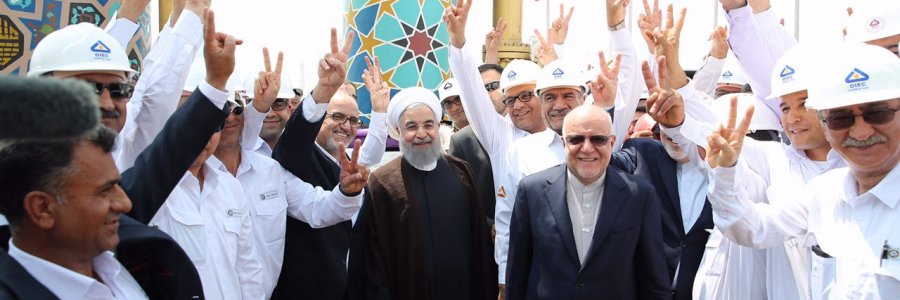 با حضور رییس جمهور بهره برداری از فازهای ١٧ و ١٨ میدان گازی پارس جنوبی در عسلویه آغاز شد
