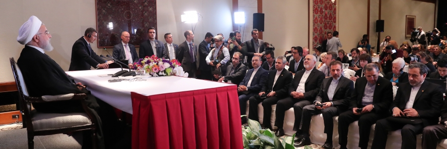  قطعنامه 2231 کاملاً روشن است در موضوع توافق هسته‌ای چیزی به نام موشک وجود ندارد/ آمریکا روزی باز خواهد گشت؛ دیر یا زود. آمریکا نمی‌تواند این روند را ادامه دهد و این به نفع ملت‌ آمریکا نیست. /کاری که دولت آمریکا انجام می‌دهد نه به نفع ملت ایران و آمریکاست و نه به نفع اروپا و نه به نفع دیگران. 