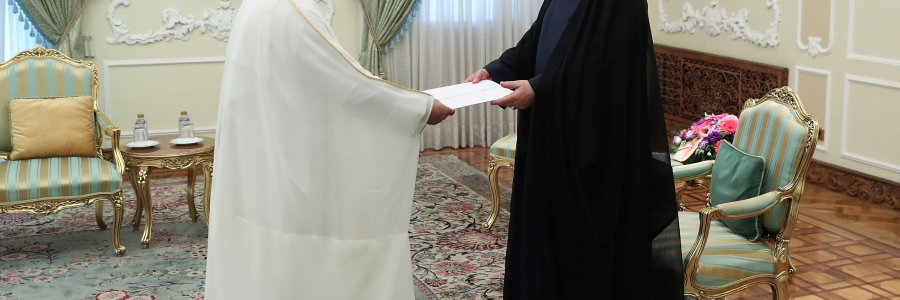 تقدیم استوارنامه سفیر قطر