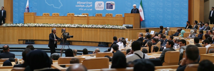 ايجاد التسهيلات اللازمة من أجل استخدام الشباب الفضاء الافتراضي من مفاخر الحكومة الايرانية/تتمتع كافة المدن و 78 بالمئة من الأرياف علي أنحاء البلاد بالإنترنت السريع/ان الفضاء الافتراضي أدي الي التسريع في شراكة المواطنين في ادارة شؤون البلاد و يقيمون يوميا أعمال المسؤولين/تستخدم الحكومة الايرانية قصاري جهدها لتعزيز الفضاء الافتراضي بالوطن/أعرب عن شكره لجهود جميع المعنيين في مجال تعزيز و تقوية الفضاء الافتراضي علي المستوي الوطني