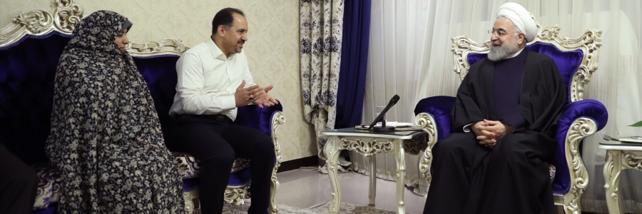 دکتر روحانی در دیدار « رسول سجاد» جانباز ۷۰ درصد دوران دفاع مقدس