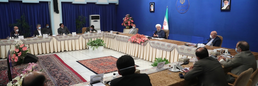 نشست با تولیدکنندگان و فعالان صنایع پتروشیمی و فولاد کشور