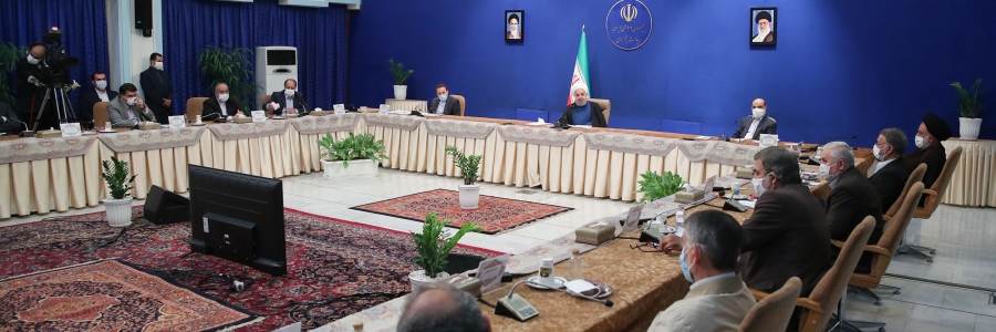 من خواهش می‌کنم صدا و سیما در بخش روستا تحقیق کند و ببیند در این 7 سال برای روستاها چه کار شده و خودش مقایسه کند.
در گازرسانی، مقایسه کند. در سال‌های اخیر حدود 3 هزار روستا را در شبکه گاز رسانی آوردیم. هر روزی حدود 10 روستا را زیرشبکه گازرسانی. در برق، آب، راه، بهداشت و درمان نگاه کنید در ارتباطات و همین فضای مجازی نگاه کنید و مقایسه کنید در راه‌آهن، راه‌آهنی که استان‌ها را متصل کرده، استان همدان، کرمانشاه، ارومیه، رشت را متصل کردیم و به زودی تبریز از طریق بستان‌آباد.
تلاشی که در شرق کشور انجام می گیرد شما در تاریخ سیستان و بلوچستان را بیاورید از قبل انقلاب بررسی کنید ببینید یک تحولی که در این استان رخ داد و کاری که در بندر چاربهار انجام گرفته و کاری که امروز در راه‌آهن انجام می‌گیرد. چابهار را متصل می‌کند به زاهدان،‌زاهدان را به خط سراسری متصل می‌کند. اولین بار در سیستان و بلوچستان گاز آمد. در زاهدان و زابل گاز روشن شد، الان در تمام شهرها دارد پخش می‌شود. ما در سیستان و بلوچستان گاز نداشتیم. همان 46 هزار هکتاری که در سیستان اتفاق افتاده برای کشاورزی . این شرق کشور، آن جنوب کشور و آن غرب کشور. ان‌شاء الله د