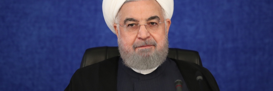  فرض بگیریم یک خانواده‌ای هم بگوید من بچه‌ام می‌خواهیم یک سال مدرسه نرود، کلاس 10 دبیرستان است می‌خواهم امسال نرود، سال بعد برود. خوب برود. ما که نمی‌خواهیم مجبورش کنیم برود سر مدرسه خودش می‌داند. خودش می‌داند برای آینده بچه‌اش. خود آن عزیز و خود آن فرزند و خود آن جوان و نوجوان می‌داند که عقب می‌افتد ما که نمی‌خواهیم دست بند بزنیم و طرف را بیاوریم مدرسه. ما داریم به مردم می‌گوییم که مدرسه آماده شد درب مدرسه را باز کردیم. کلاس‌ها آماده است معلمین عزیز در کلاس هستند ما آماده‌ایم، اگر یک وقتی بیماری داشتی و مریض بودی حتماً به مدرسه نیا. یک وقتی هم از اعضای خانواده کرونا گرفتند حتماً به مدرسه نیا. شما در 14، 15 روز در خانه بمان. از طریق فضای مجازی، تلویزیون، رادیو ببین. یک کسی بگوید کل آموزش تعطیل خوب همین شاد خوب است با همین شاد، مردم را شاد کنید. چرا درب مدرسه را باز می‌کنید؟
تعلیم و تربیت همه‌اش درس خواندن نیست. در مدرسه فقط علم نیست. فقط آموزش نیست. پرورش و یادگیری و اخلاق و مهارت‌ها هم است. مدرسه یک محیط است. آن محیط را ساده نیست آدم می‌خواهد ببرد در خانه بله بخش علم‌اش همه اش را نمی‌شود برد. 
اینکه معلم ب
