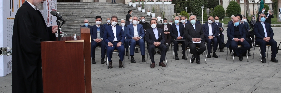 حضور رئیس جمهور و اعضای هیات دولت در جمع خبرنگاران