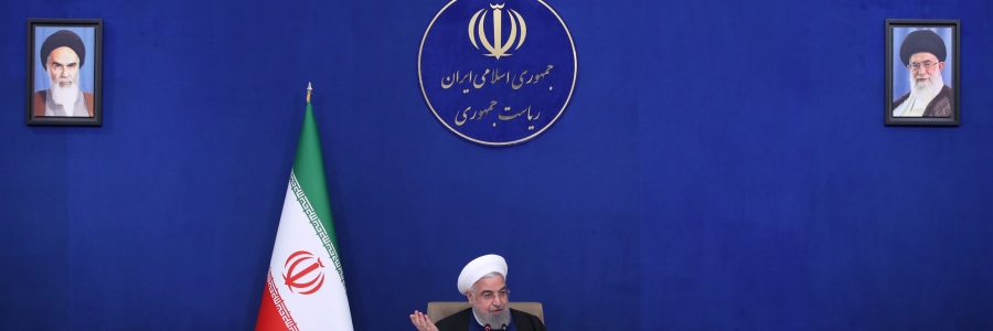  فعالان اقتصادی  سربازان خط مقدم جنگ اقتصادی تمام عیار دشمن / با تلاش همه جانبه فعالان اقتصادی، هدایت‌های مقام معظم رهبری و تلاش‌های دولت نه اقتصاد کشور فروپاشید و نه نظام جمهوری اسلامی به زانو درآمد. البته مردم تحت فشار زیادی قرار گرفتند اما مقاومت جانانه‌ای کردند و دولت نیز در حد توان خود از مردم حمایت کرد./ دولت در راستای حمایت از مردم میانگین حقوق را در سه سال گذشته بیش از 40 درصد افزایش داده و سعی کرده کسری بودجه خود را از مسیر درستی که عمدتا انتشار اوراق بوده است، جبران کند.