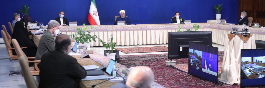 وقتی تاریخ را ورق می‌زنیم می‌بینیم که وقتی بی وفایی عده‌ای از یارانی که خود را به زبان جزو دوستداران می‌دانند و در عمل پای خود را عقب می‌کشند و در مسیر ایستادگی و مقاومت نیستند، چه مشکلاتی را برای جامعه فراهم می‌آورد.
